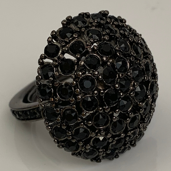 Oscar de la Renta Signed Black Dome Ring Sz 6-7.5 - Picture 5 of 8